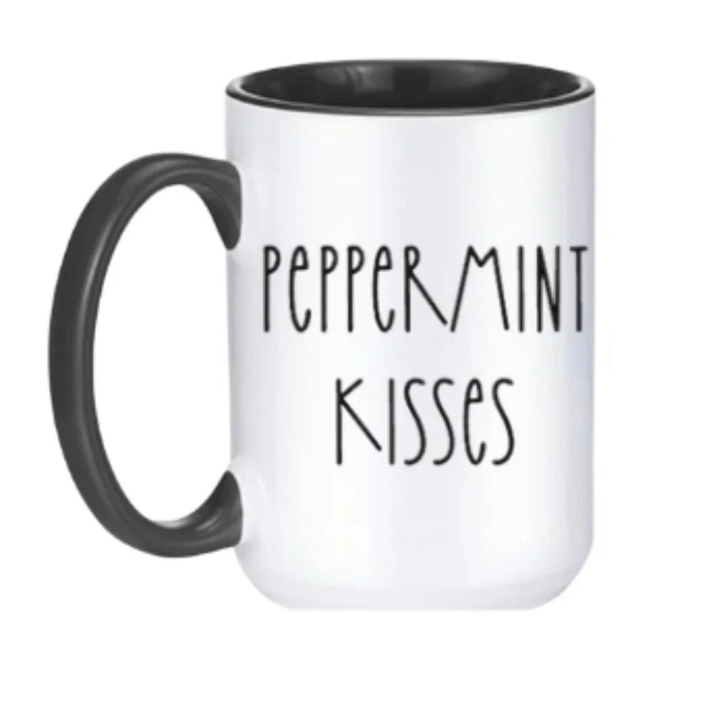 🎄 Sip the Season with Peppermint Kisses! 🎄